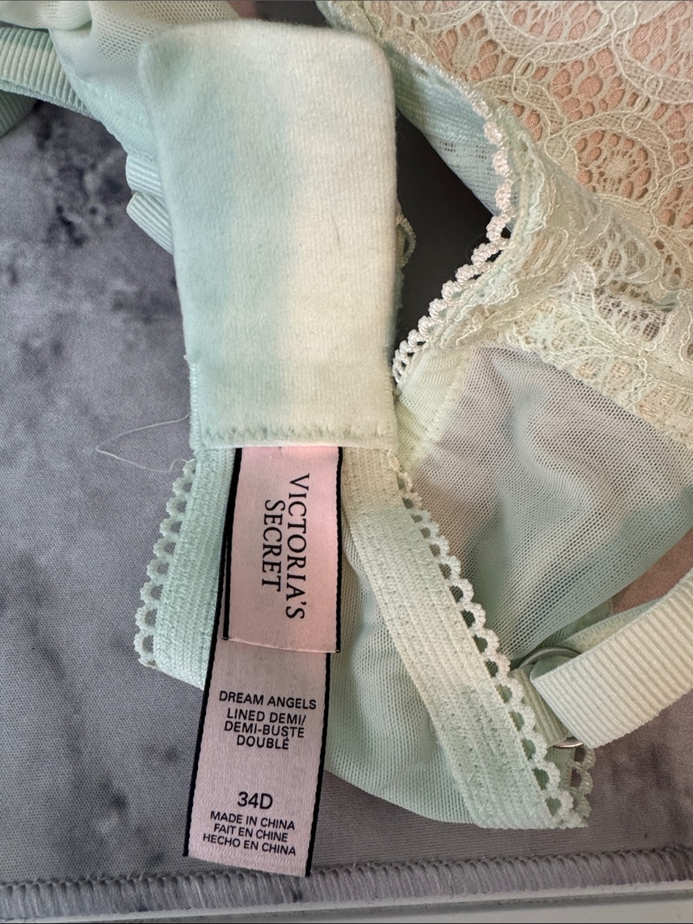 Victoria's Secret Dream Angels Bra 34D - Picture 3 of 5